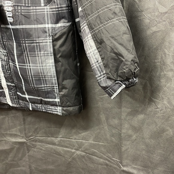 Jacket - Picture 4 of 6